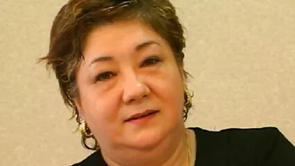 قانون کی پاسداری کرنے والی خوبصورت لڑکی پولیس والے کو نہیں دی جاتی۔ گدھا سیکس