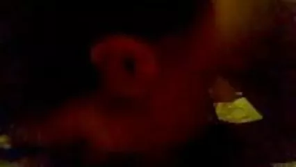 پیاری نوجوان طالبہ اپنی بلی پر انگلی کر رہی سیکسی ویڈیوز ہے۔