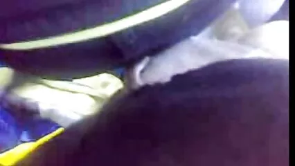 دبلی پتلی لڑکی اجنبیوں کے لنڈ چوسنا پسند کرتی سیکسی فلم دکھائیں ہے۔