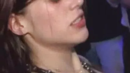ایک پمپ شدہ نیگرو پانی بوائے سیکس ویڈیو میں ایک مزیدار کتیا کو چودتا ہے۔