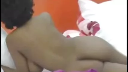 سیاہ فام شخص نیو سیکسی ویڈیو نے طالب علم کو گھر میں جنسی تعلقات کے لیے طلاق دے دی۔
