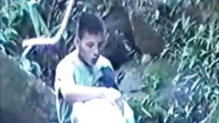 نوجوان نرس نے بوڑھے کی گیندوں میں دباؤ ڈال کر مسئلہ حل کر سیکس ویڈیو مووی دیا۔