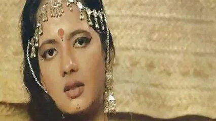 چارمر نے قابلیت سے پورے ممبر کو بلی میں رکھا۔ سیکسی فل