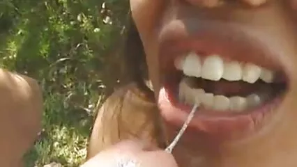 گولڈن مینڈ لڑکا اور اس کی لڑکی ایک orgasm کے لئے سیکسی فل بھاڑ میں جاؤ.